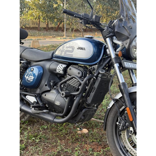 MOTO CARE RADIATOR GUARD FOR JAWA 42 FJ